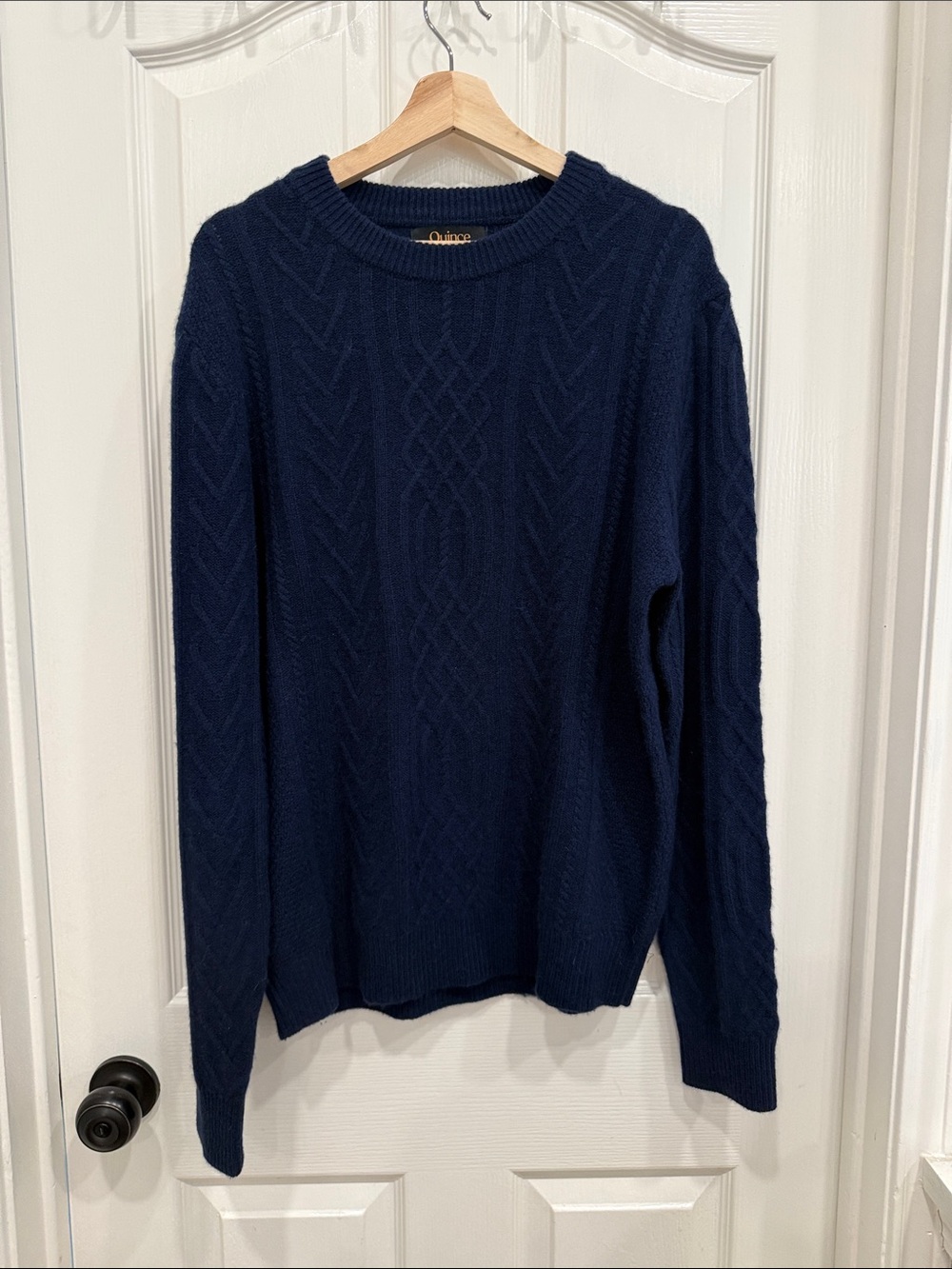 Quince cashmere cableknit men’s sweater